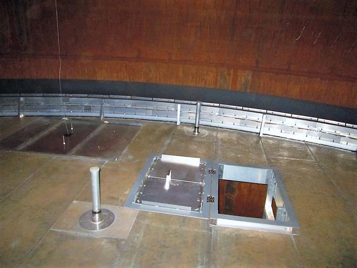 浮板落到內(nèi)浮頂罐底部的風(fēng)險(xiǎn)分析 